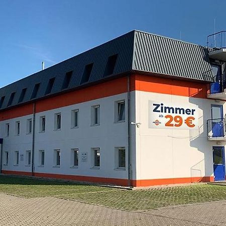 Primotel Schkeuditz Exterior foto